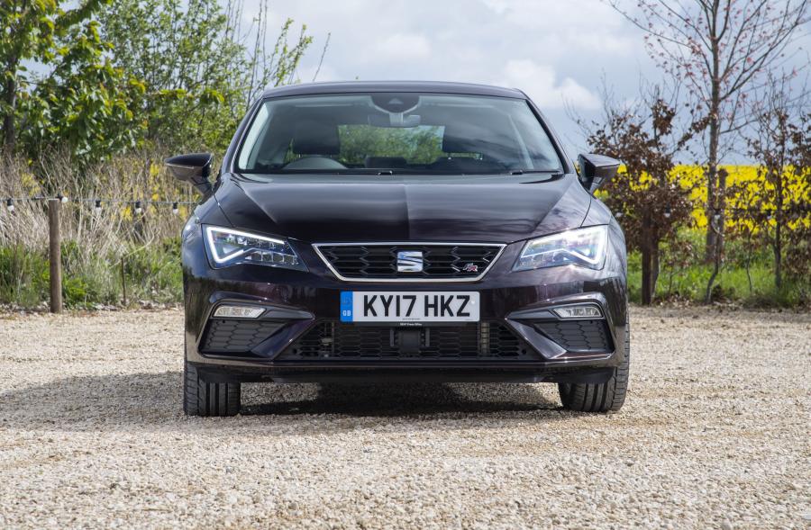  Seat Leon SC FR 2017 года  (UK) (фото 14 из 31)